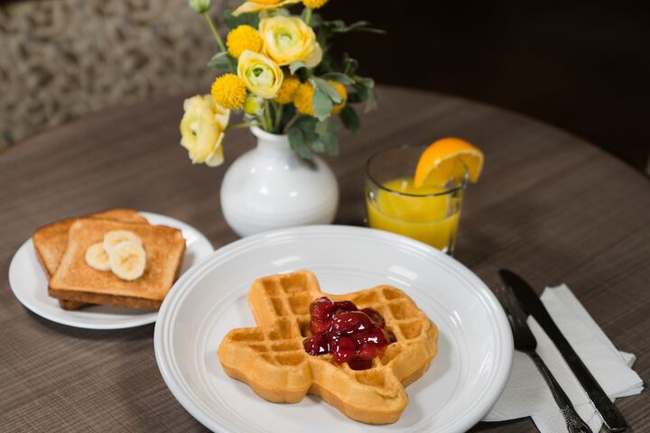 Breakfast/Coffee Service 21 of 25