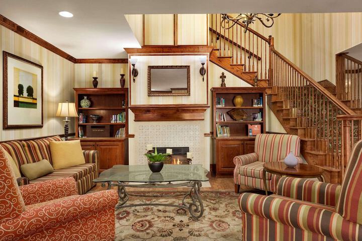 Hotel Interior 17 of 66