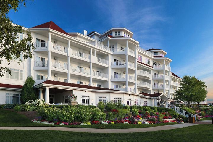 Hotel 9 of 211