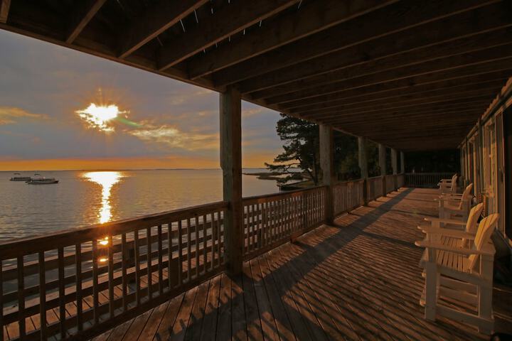 The Inn at Corolla Light