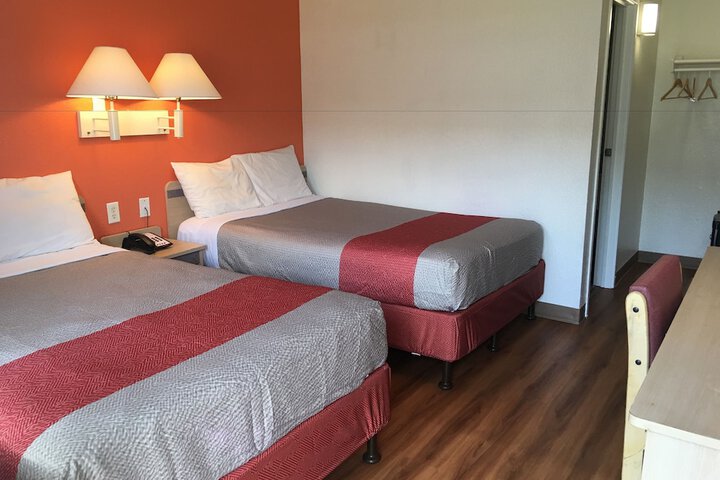 Room 12 of 29
