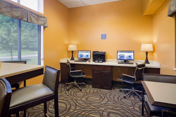 Best Western Plus Coldwater Hotel