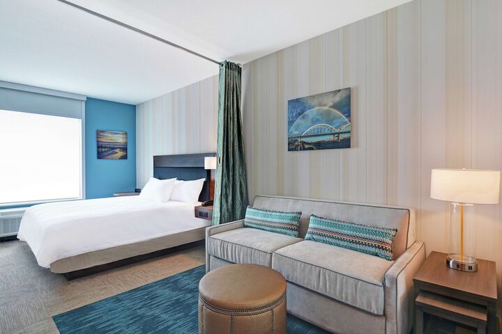Room 15 of 34