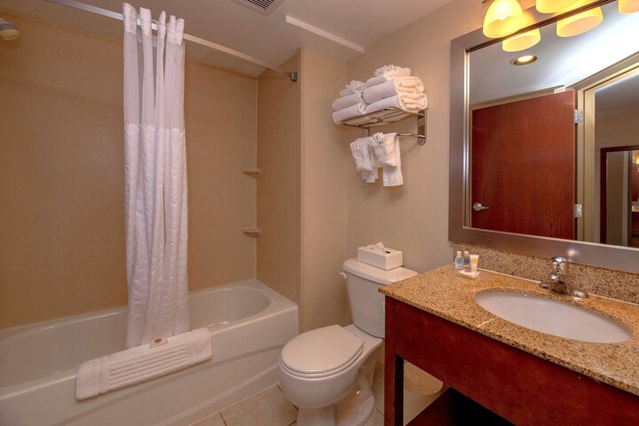 Room 15 of 34