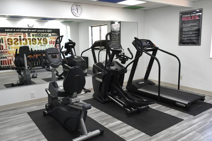 Quality Inn & Suites Brooks Louisville South