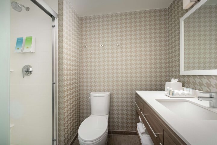 Home2 Suites by Hilton Edison