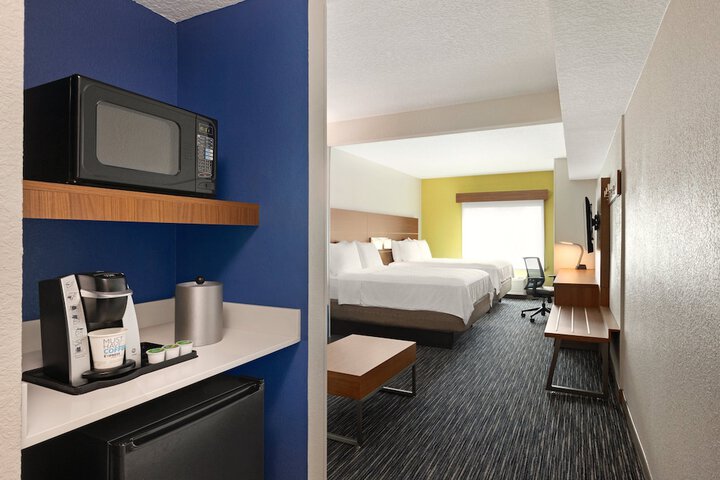Room 31 of 40