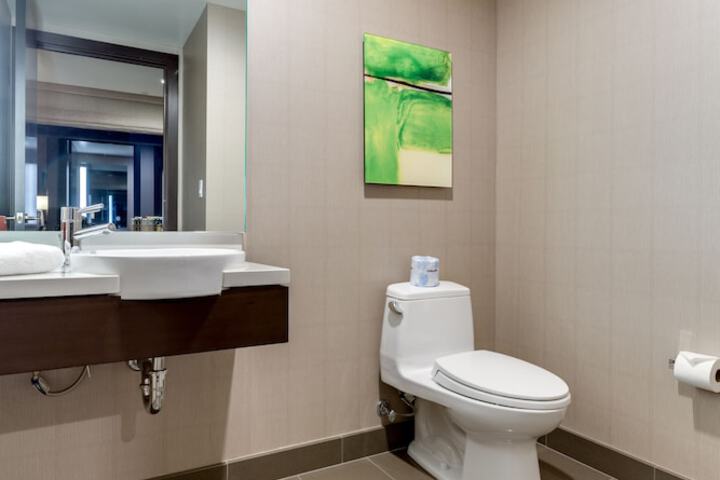Hotel Interior 27 of 122