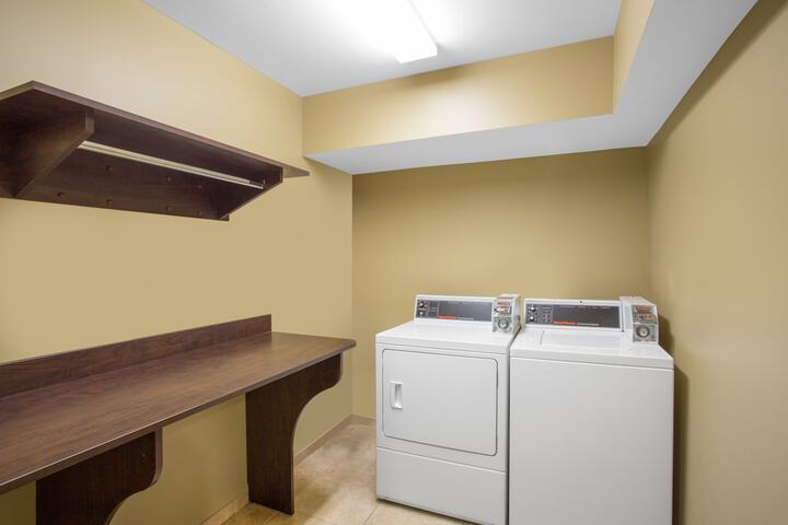 Room 17 of 22