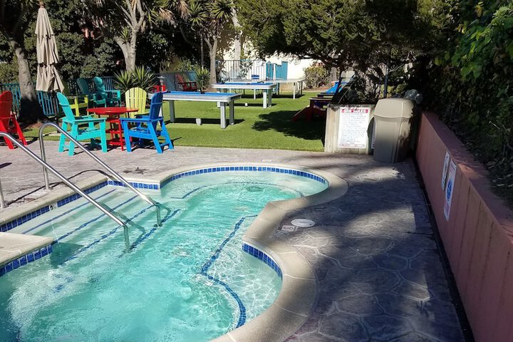 Pool 7 of 85