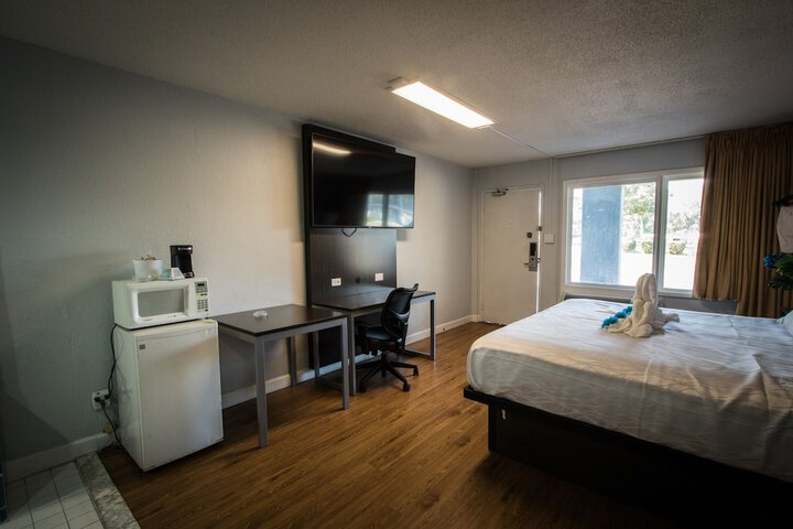 Room 96 of 120