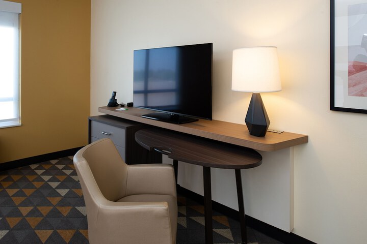 Room 44 of 66