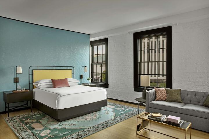 Room 44 of 150