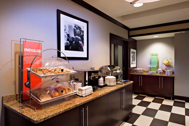 Breakfast/Coffee Service 36 of 40