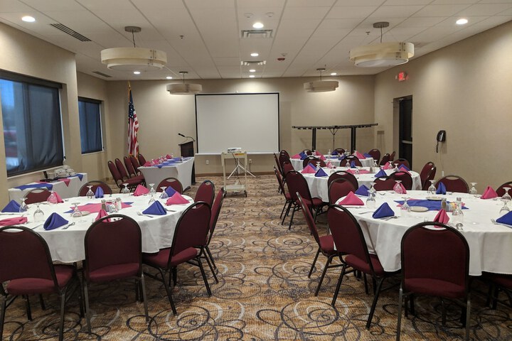 Holiday Inn Champaign by IHG