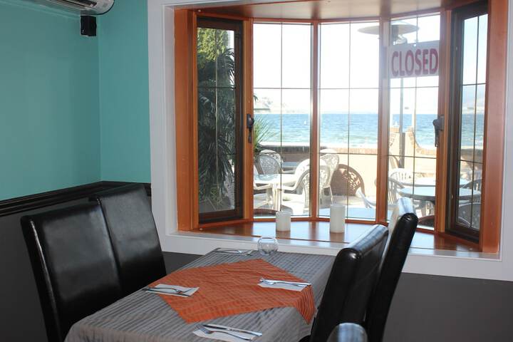 Tiki Shores Inn & Suites