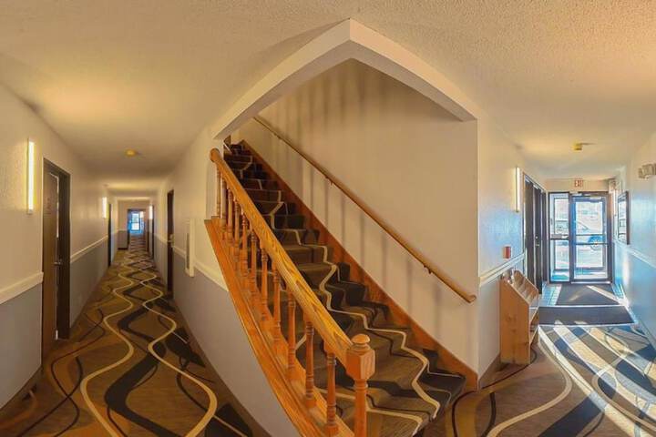 Hotel Interior 5 of 23