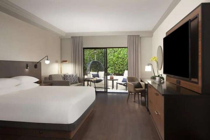 Room 31 of 63