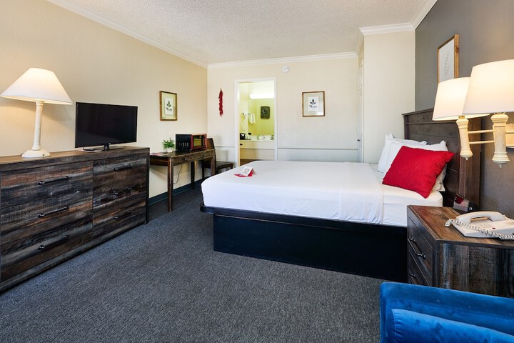 Room 22 of 36