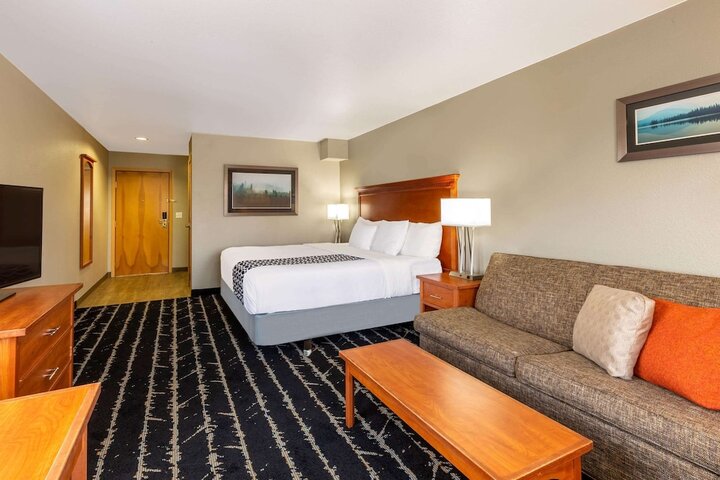 Room 12 of 31