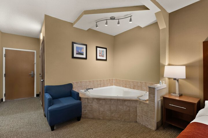 Room 19 of 35