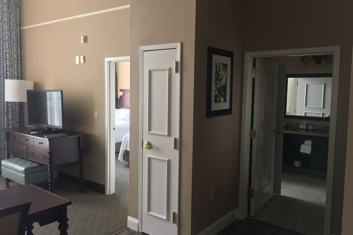 Room 21 of 53