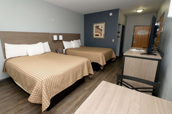 Room 7 of 26
