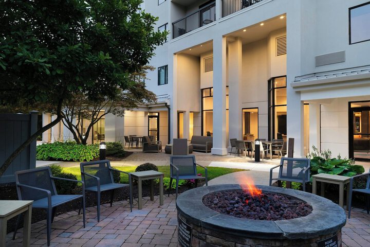 Courtyard by Marriott Danbury