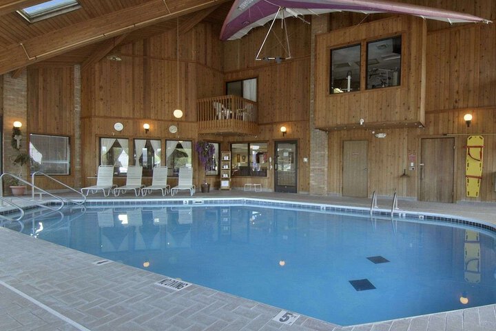 Pool 2 of 8
