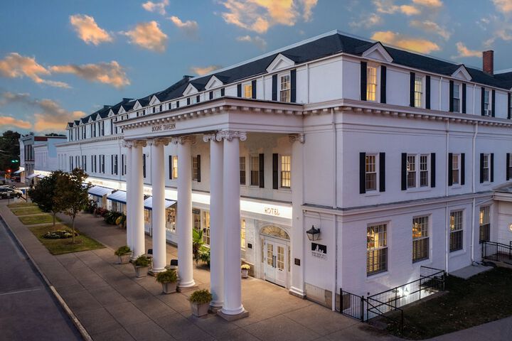 Hotel 8 of 46
