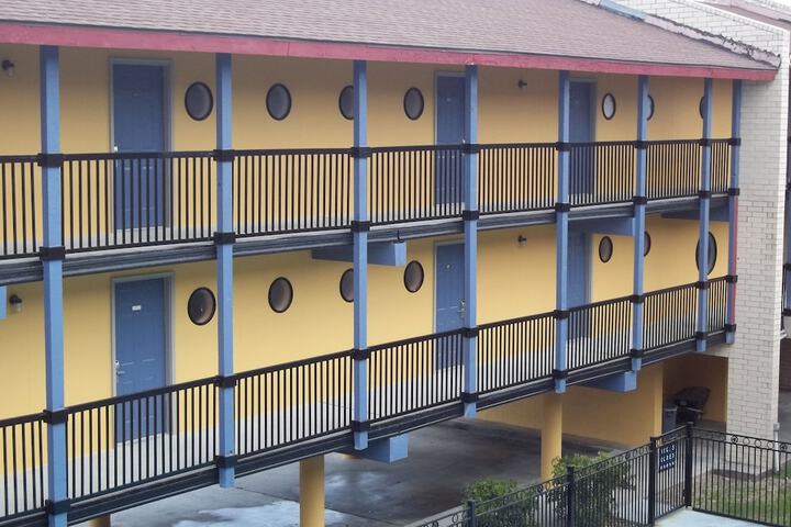 Hotel 3 of 66