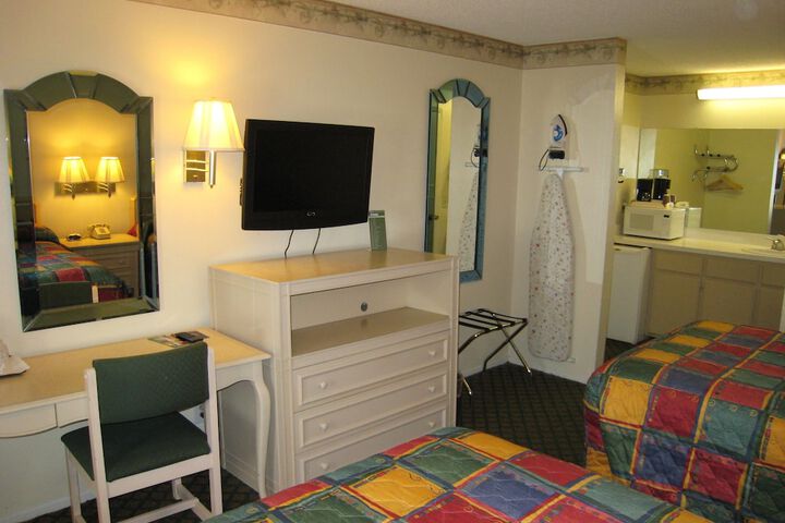 Room 16 of 41