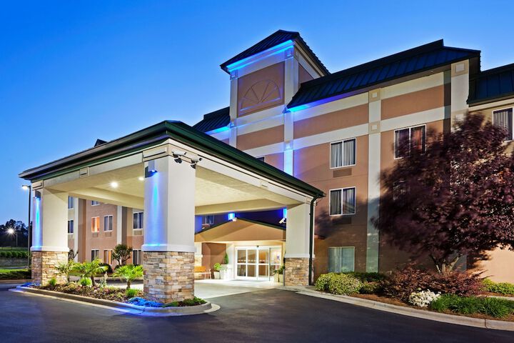 Hotel 6 of 57
