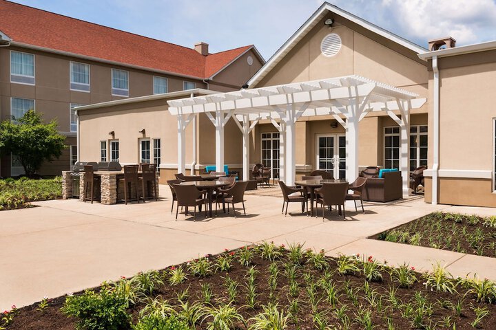 Terrace/Patio 28 of 29