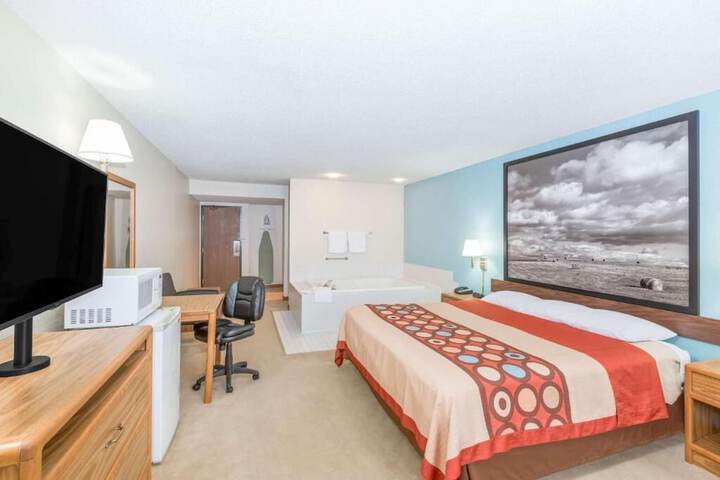 Room 15 of 32