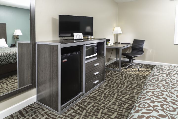 Room 7 of 26
