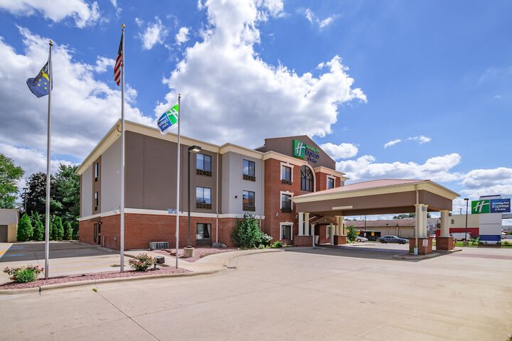 Holiday Inn Express Hotel & Suites South Bend by IHG