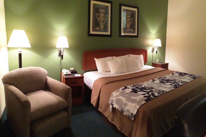 Room 30 of 55