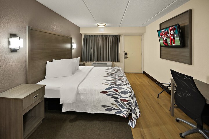 Room 17 of 27
