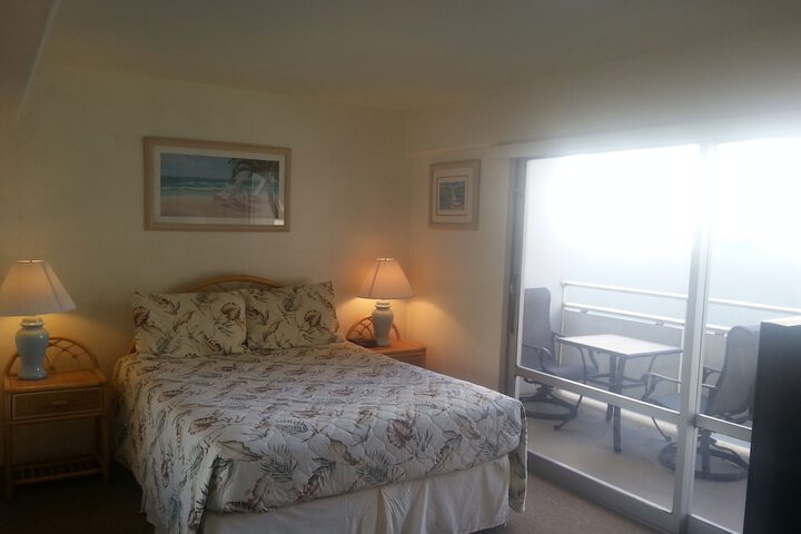Room 16 of 40