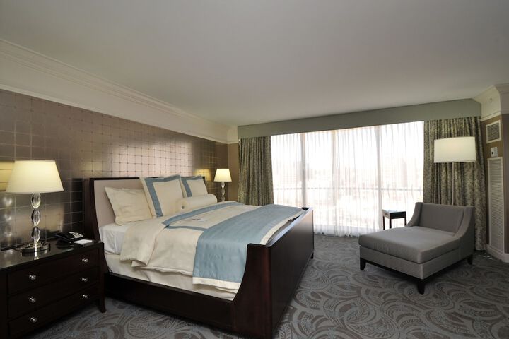 Room 30 of 90
