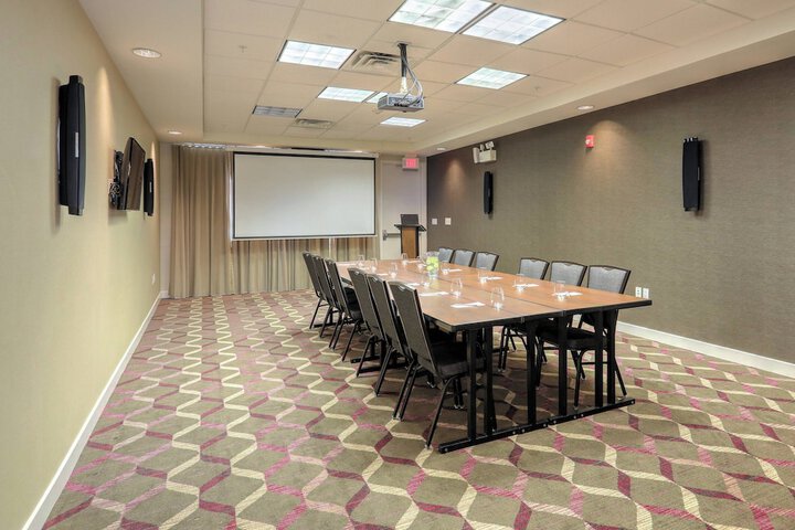 Residence Inn Woodbridge Edison / Raritan Center