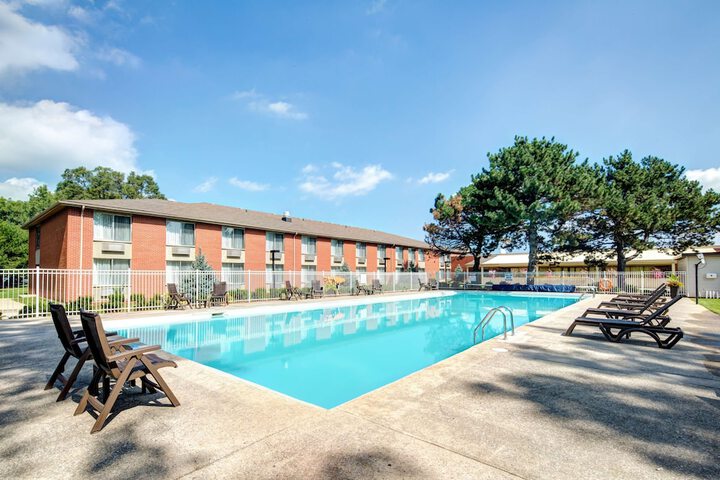 Pool 5 of 39