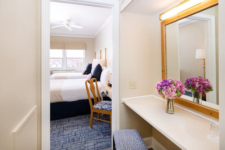 Mission Point Resort