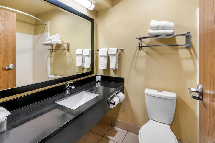 Red Lion Inn & Suites Blue Springs