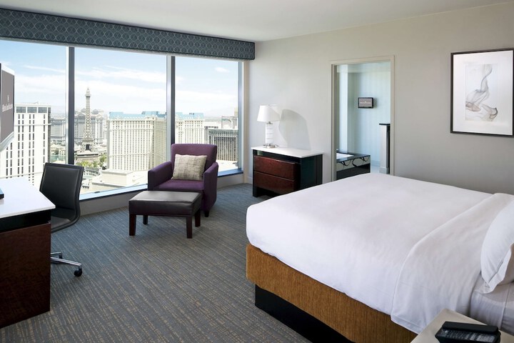 Room 50 of 63