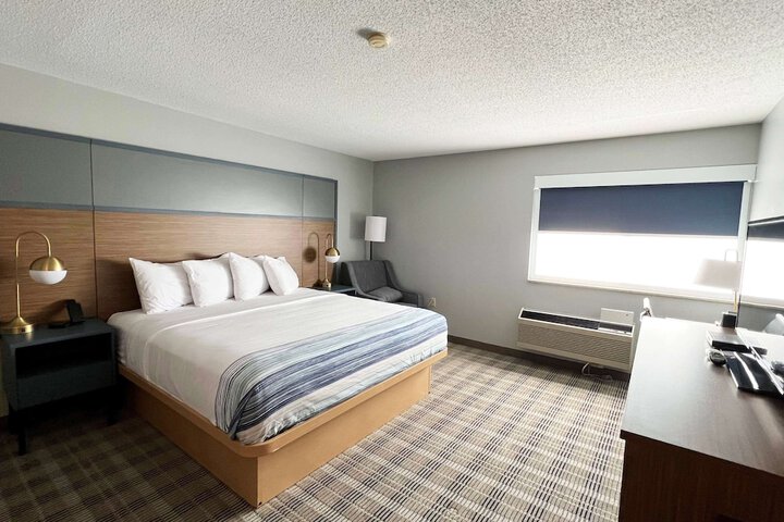 Room 18 of 21