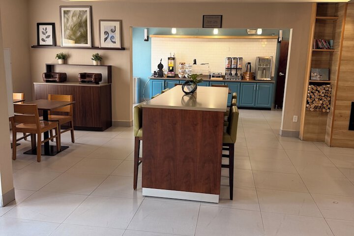 Country Inn & Suites by Radisson Midway - Tallahassee West