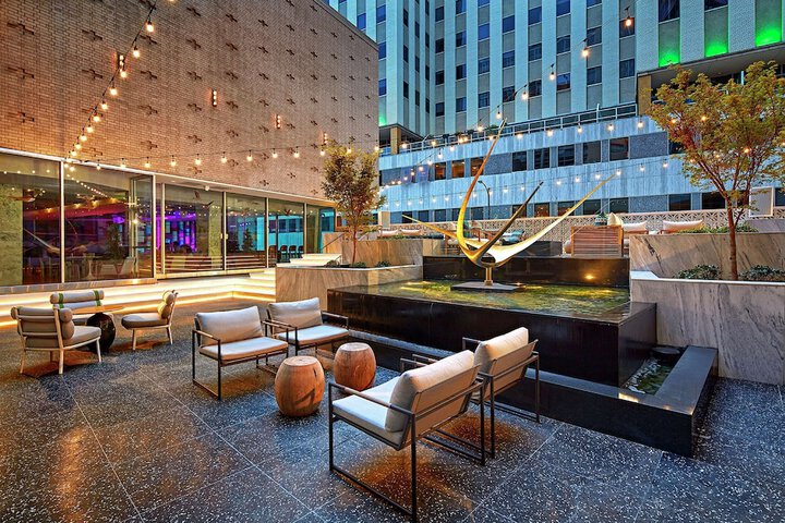 Hotel Exterior 117 of 121