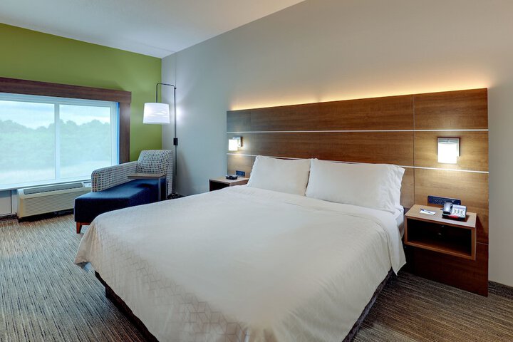 Room 35 of 52